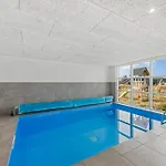 Pool House With Activity Room, Built In 2020, With A View Of The North Sea بيت للعطل