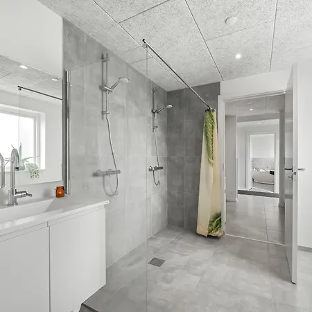 Σπίτι διακοπών Pool House With Activity Room, Built In 2020, With A View Of The North Sea,