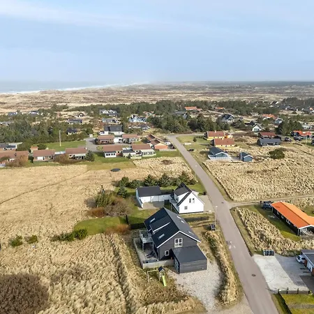 別荘 Pool House With Activity Room, Built In 2020, With A View Of The North Sea Nørre Vorupør