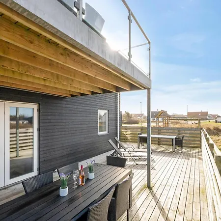 Pool House With Activity Room, Built In 2020, With A View Of The North Sea