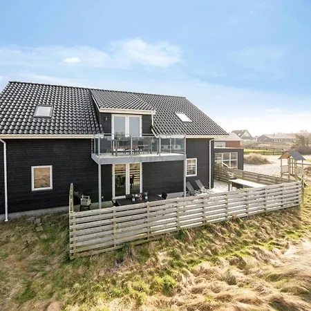 Pool House With Activity Room, Built In 2020, With A View Of The North Sea Nørre Vorupør