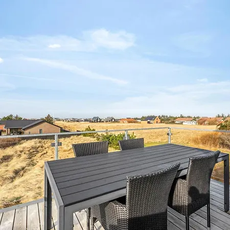 度假居 Pool House With Activity Room, Built In 2020, With A View Of The North Sea *