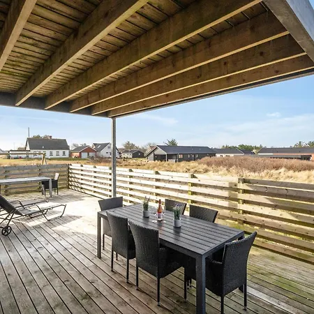 Pool House With Activity Room, Built In 2020, With A View Of The North Sea 度假居 Nørre Vorupør