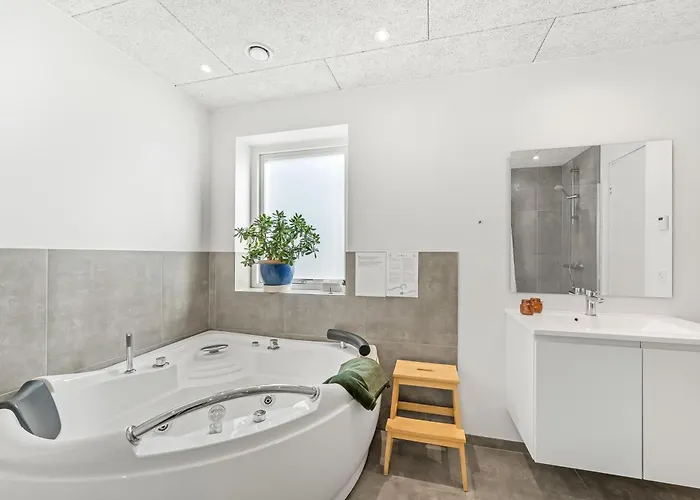 Pool House With Activity Room, Built In 2020, With A View Of The North Sea Nørre Vorupør