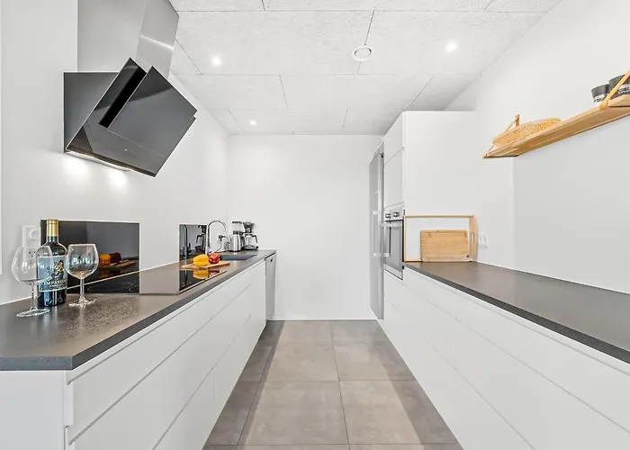 Pool House With Activity Room, Built In 2020, With A View Of The North Sea * Nørre Vorupør