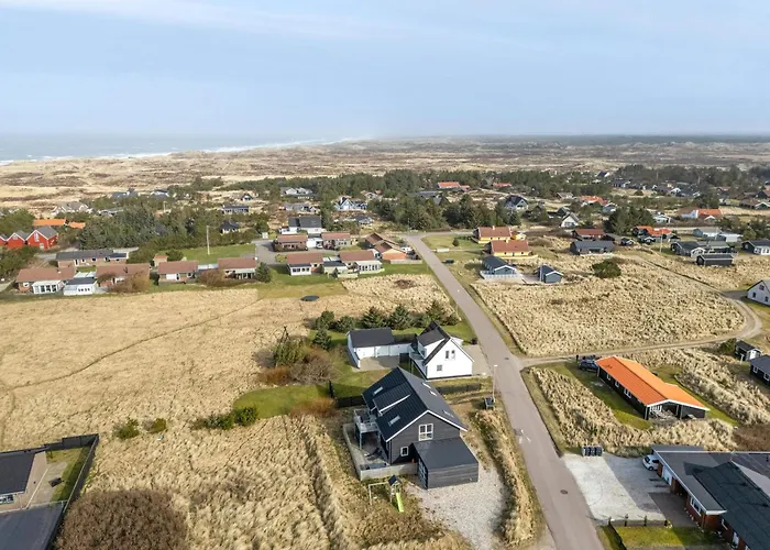 別荘 Pool House With Activity Room, Built In 2020, With A View Of The North Sea Nørre Vorupør