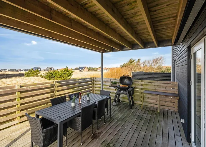 Pool House With Activity Room, Built In 2020, With A View Of The North Sea 別荘 *